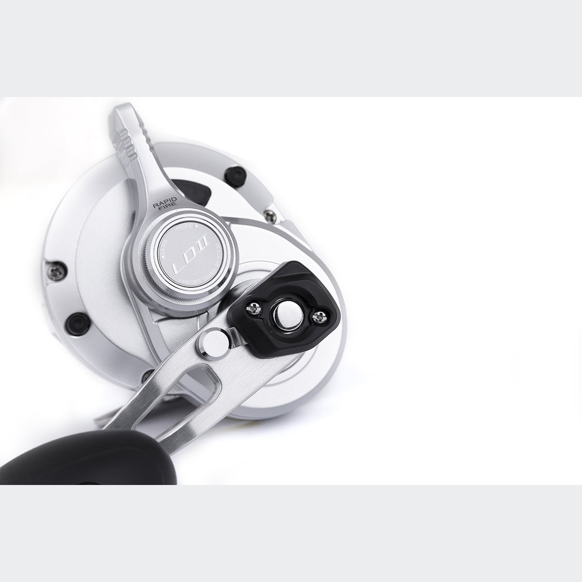 SpeedMaster Havsfiskerulle SILVER / 8LB HÖGER VEV