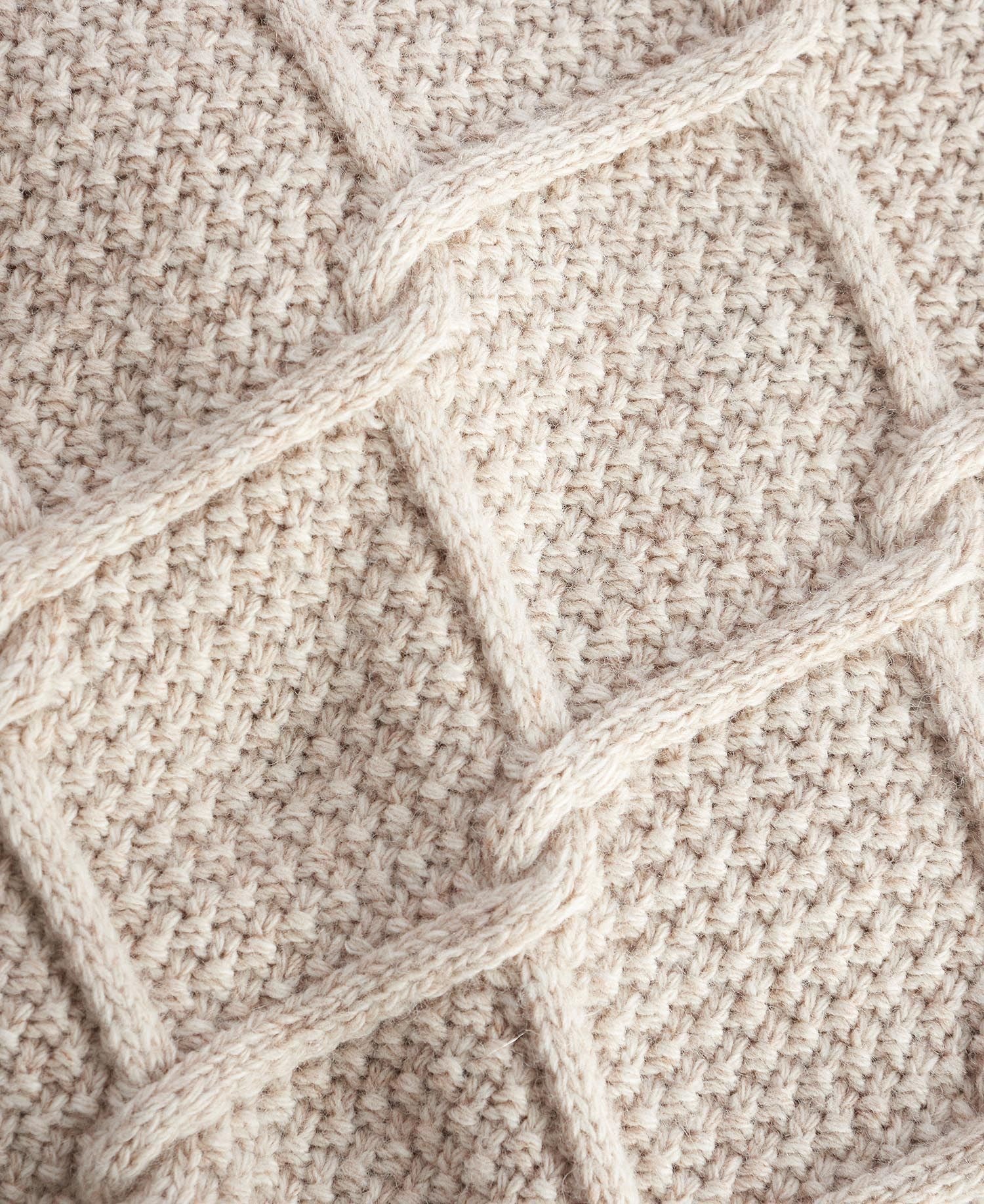 Burne Roll Neck Knit Stickad tröja CREAM / UK 12-M