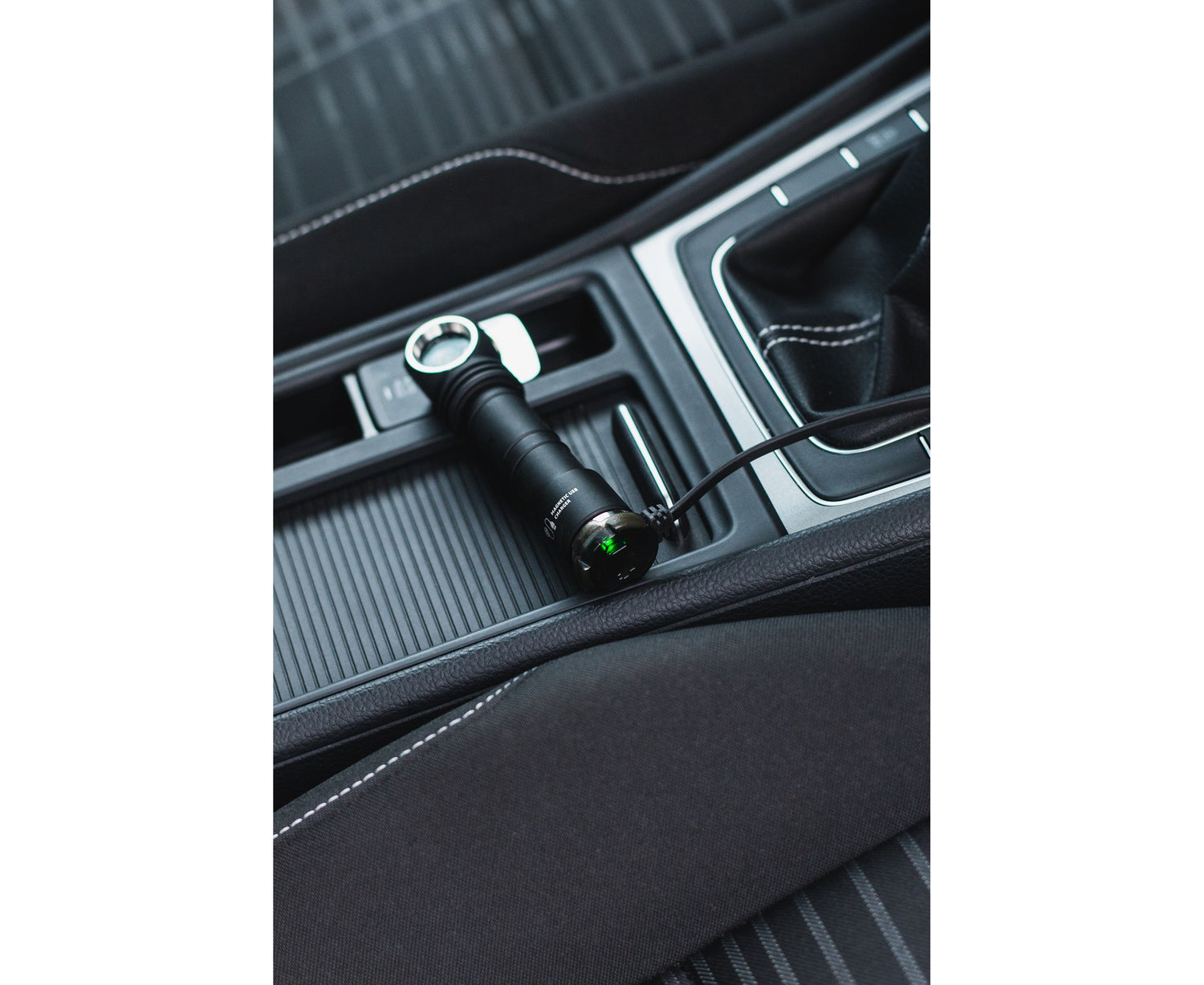 Laddkabel för Wizard/Prime med magnet USB ONE SIZE