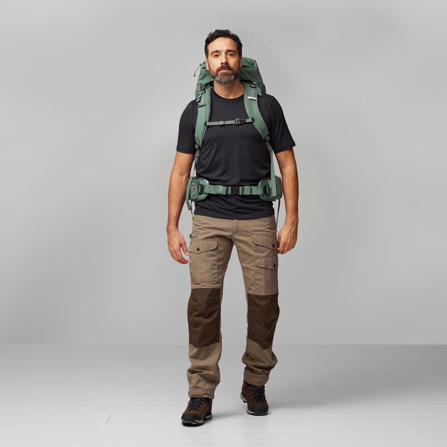 Abisko Trek 48 BLACK / M/L