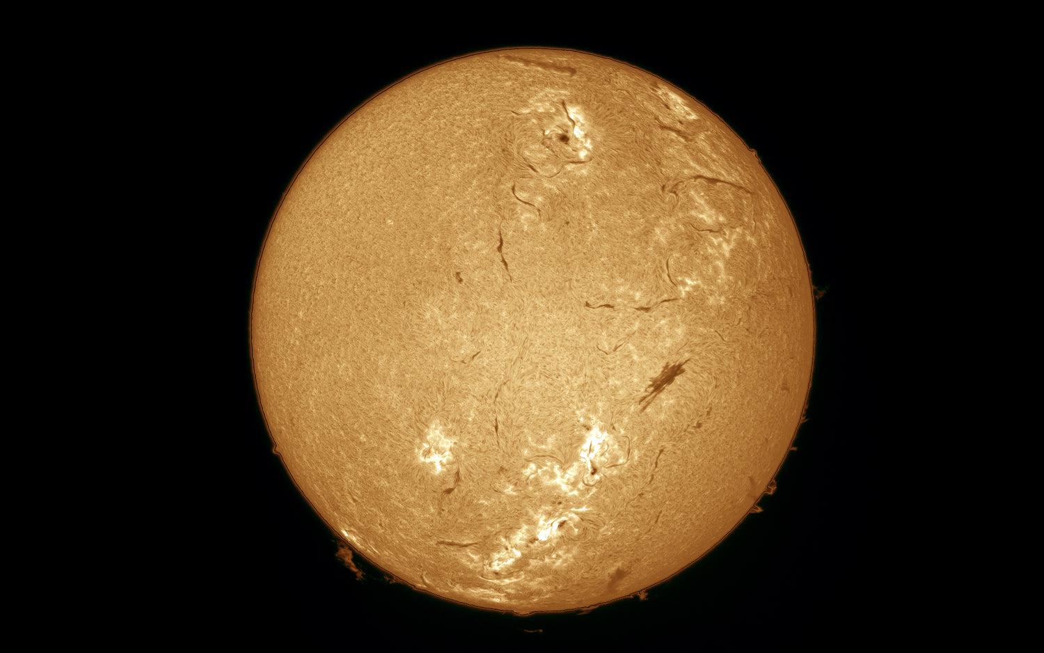 Heliostar-76Ha H-alpha Solar Telescope