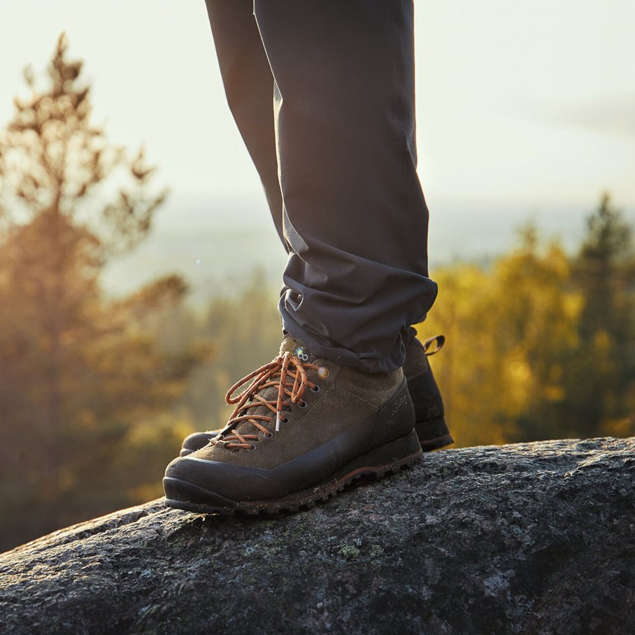 Bjerg Low Vandringssko TEA GREEN / EUR 37