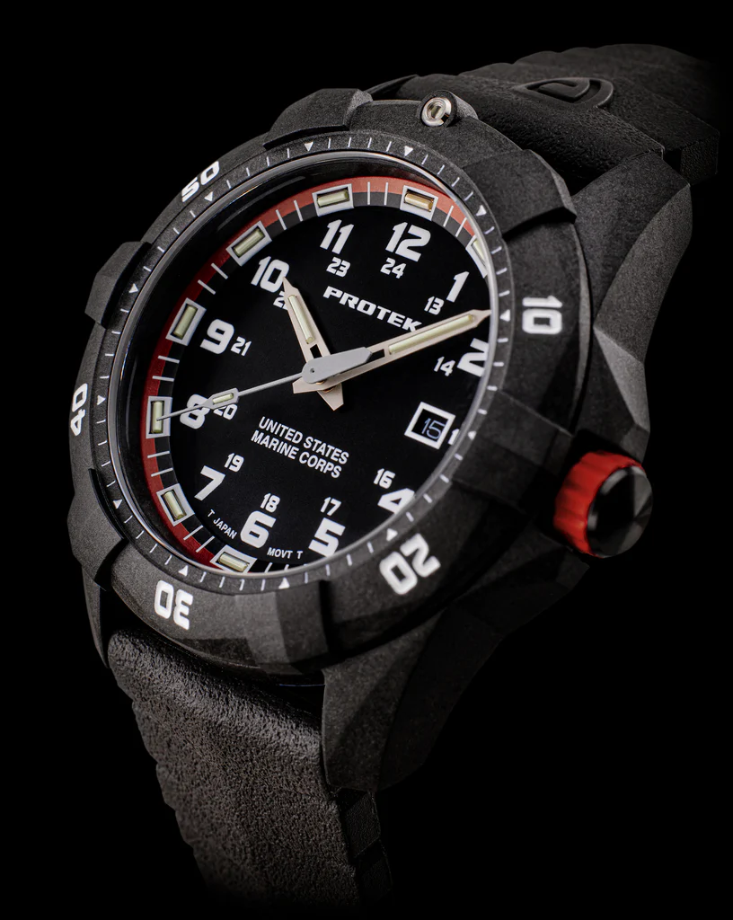 Carbon Composite Dive Series 1010 USMC SVART RÖD MED SVART ARMBAND / 1 ST / EN STL