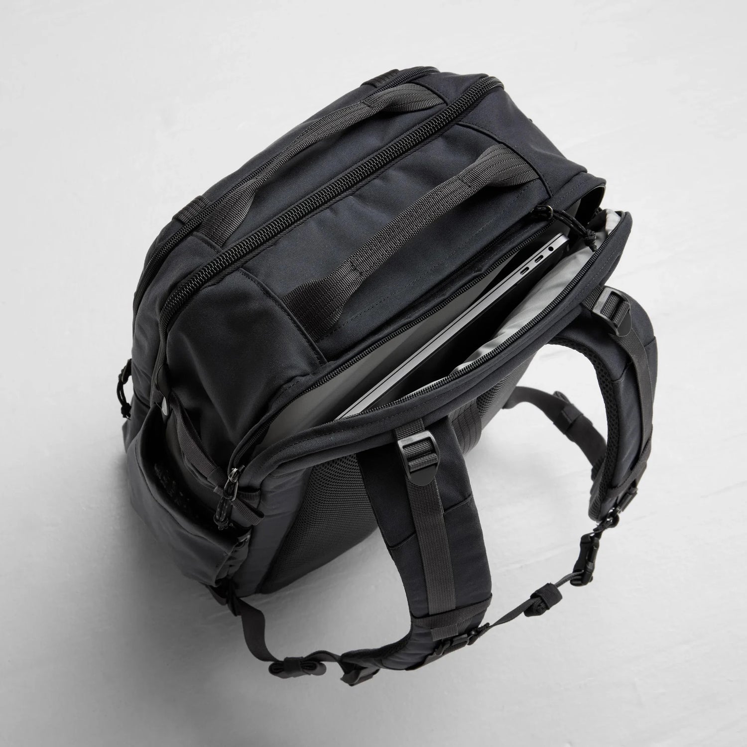 Färden Carry-On Pack GREEN / EN STL