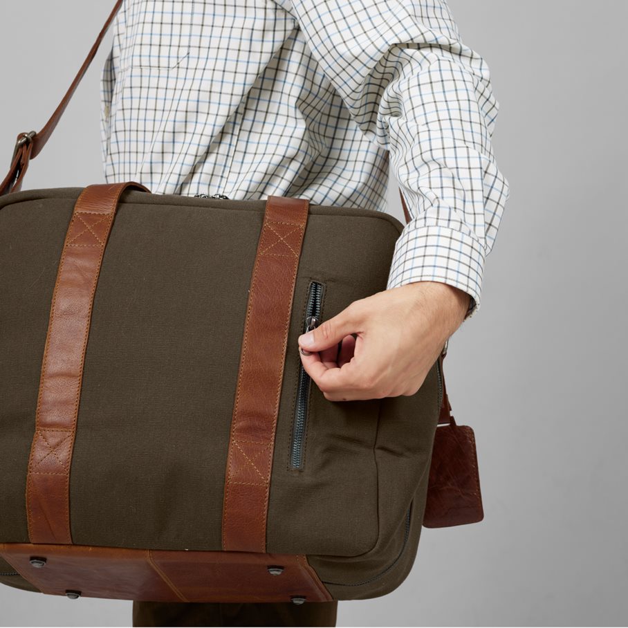 helgväska 30 L WARM OLIVE / EN STL