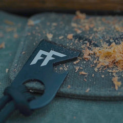 Sidekick Fire Starter Necklace BLACK / EN STL