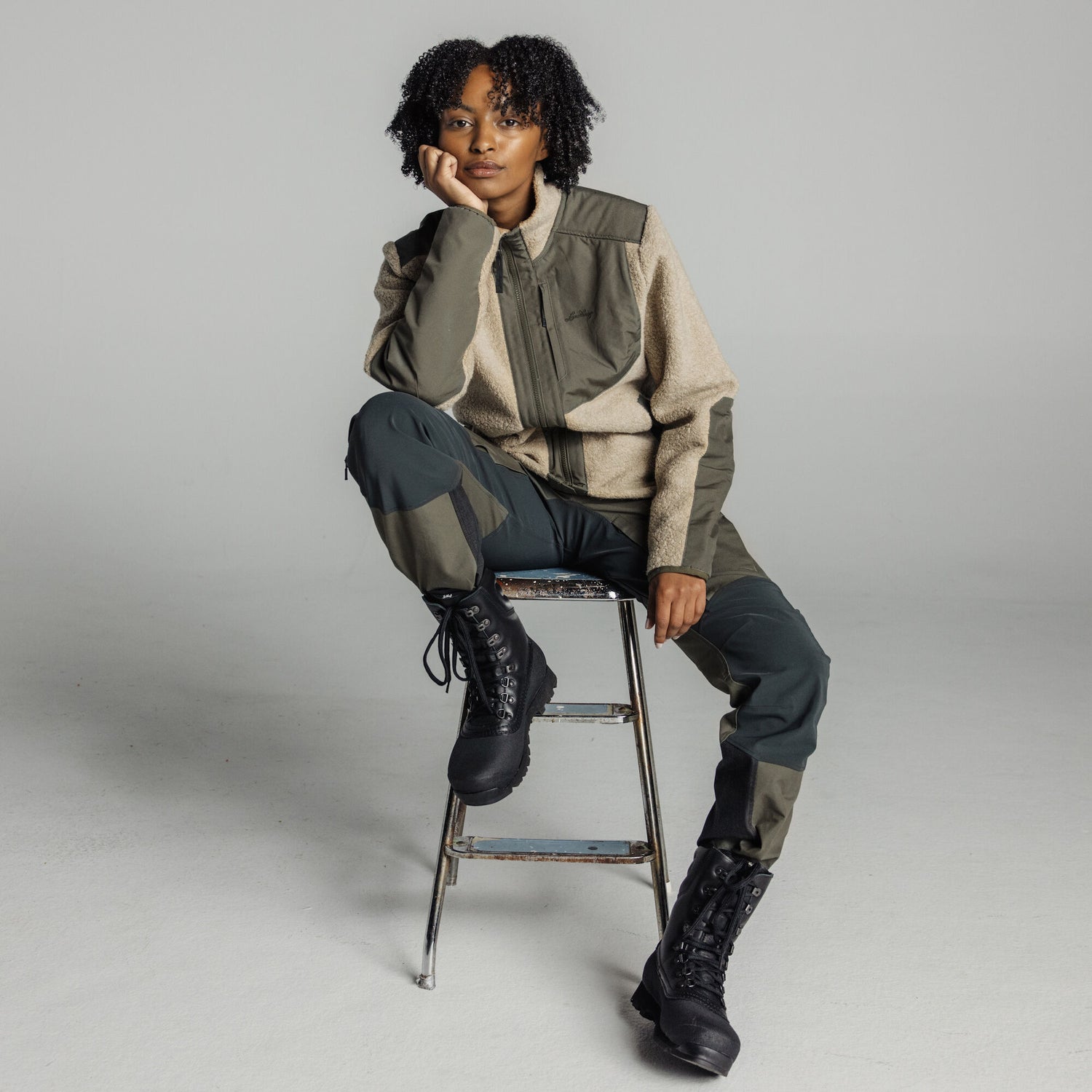 Saruk Wool Pile Mid Full Zip Women SAND / XS