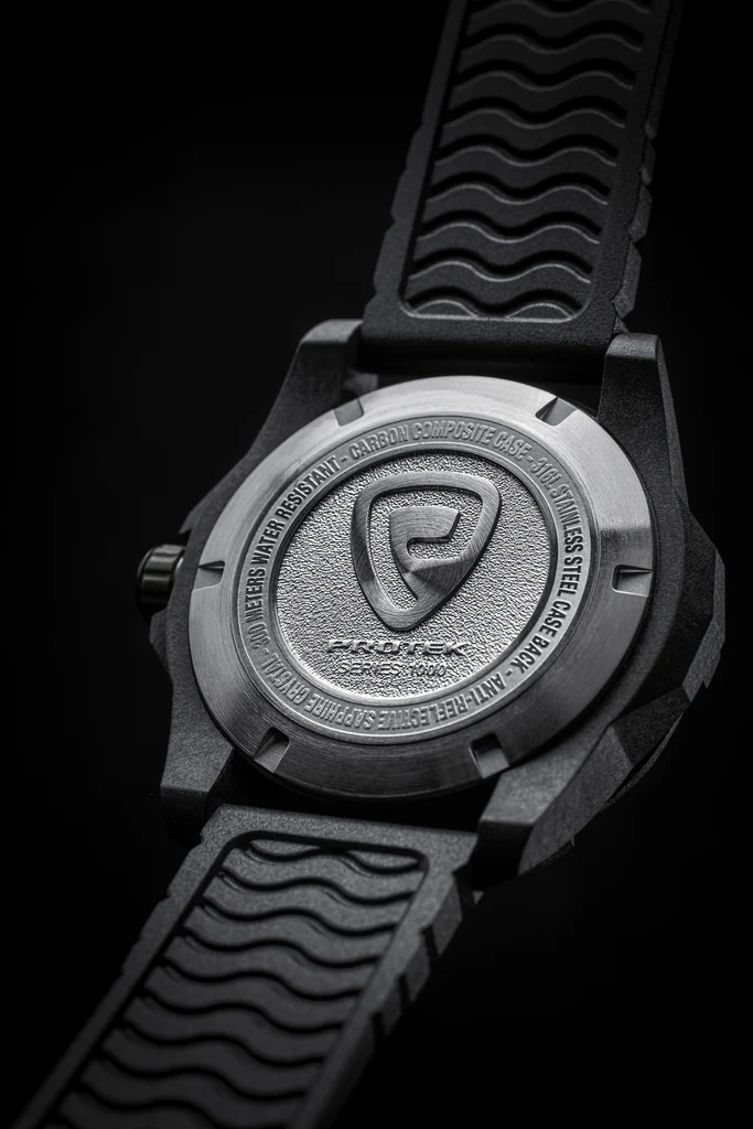 Carbon Composite Dive Series 1002 Svart Röd Med Svart Armband SVART RÖD MED SVART ARMBAND / 1 ST
