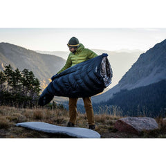 Dunsovsäck Neutrino 600 LONG WIDE LZ (-12) NIGHTFALL BLUE / EN STL