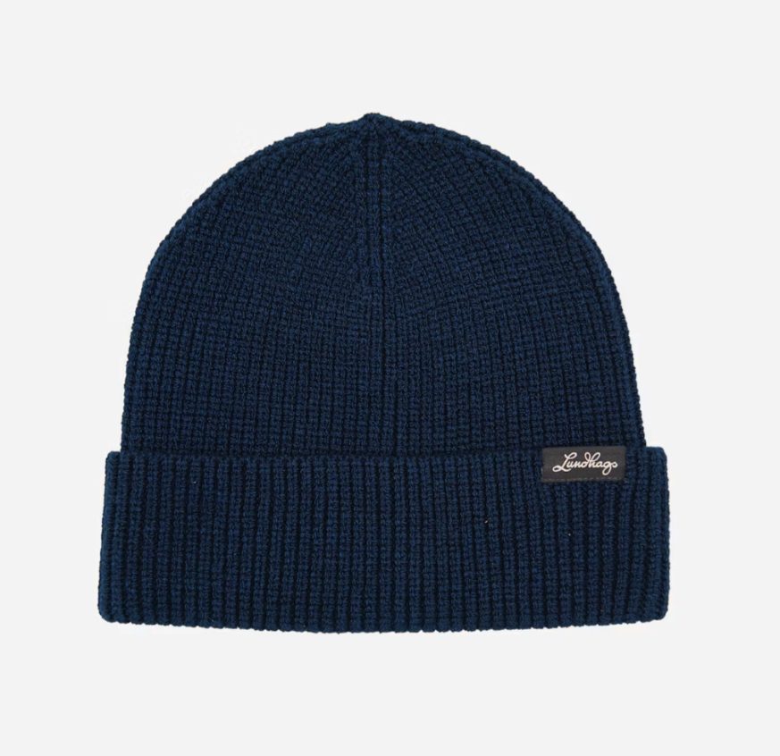 Core Ribbed Beanie - Klassisk Stickad Mössa i Återvunnet Material