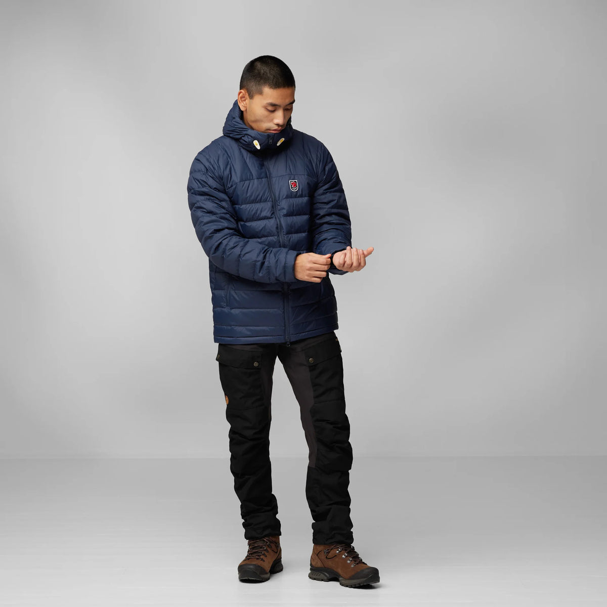 Expedition Pack Down Hoodie Men - Lätt dunjacka för vinter och friluftsliv
