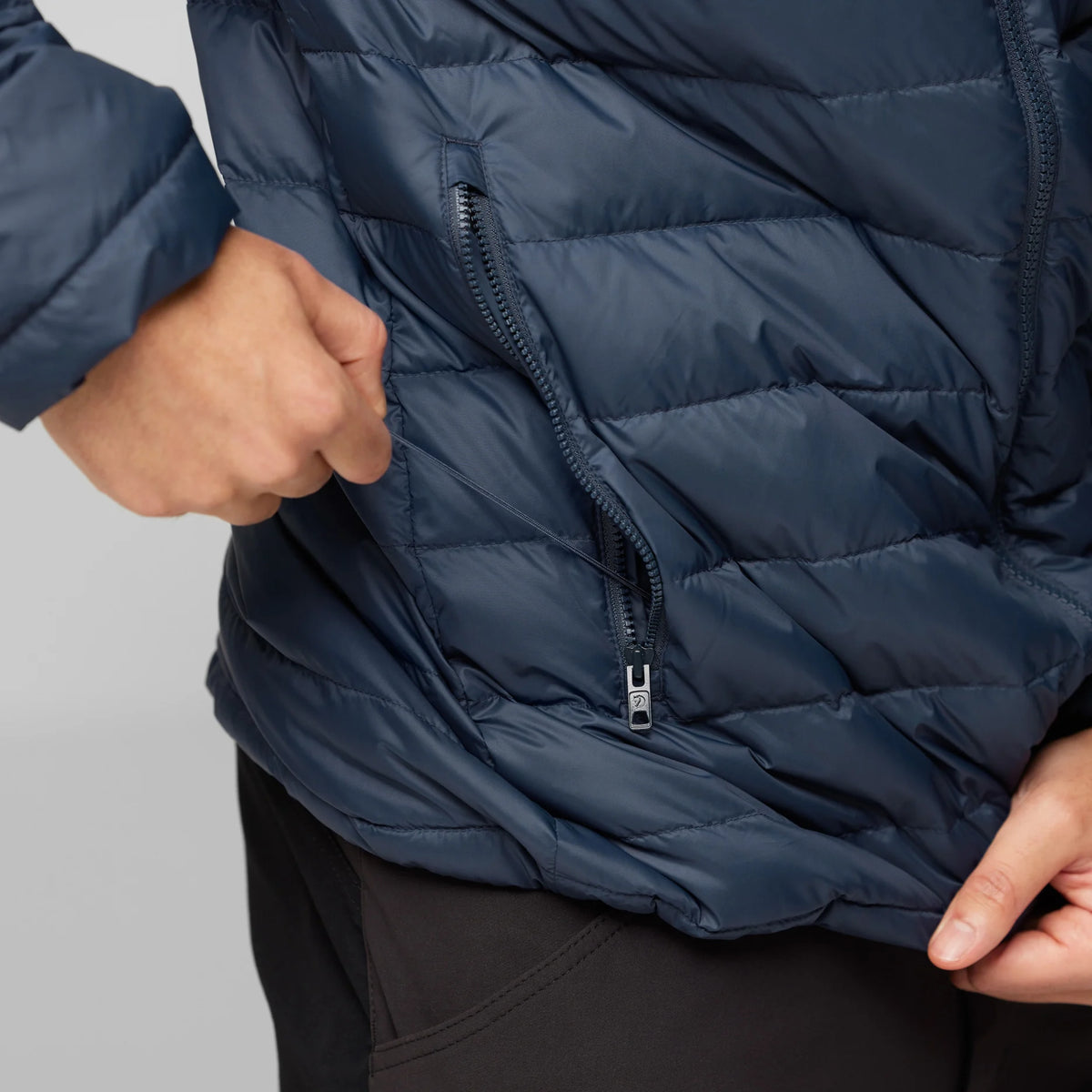Expedition Pack Down Hoodie Men - Lätt dunjacka för vinter och friluftsliv